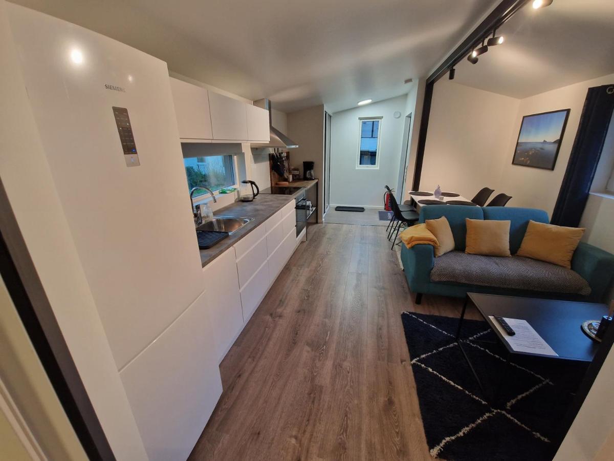 Northern Living 2 Room With Shared Bathroom Tromsø Esterno foto